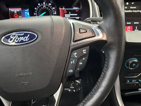 Used 2018 Ford Edge SEL w/ Equipment Group 201A FWD image 26