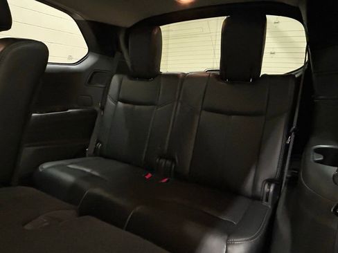 Used 2017 Nissan Pathfinder Platinum w/ Family Entertainment Package image 9