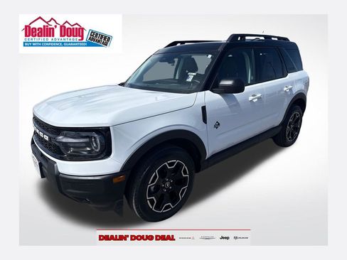 Used 2025 Ford Bronco Sport Outer Banks AWD/4WD image 1