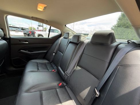 Used 2023 Nissan Altima 2.5 SL FWD image 21