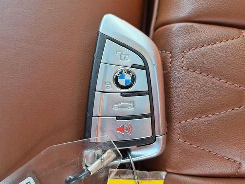 Used 2022 BMW X7 xDrive40i w/ Executive Package AWD/4WD image 37