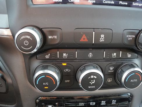 Certified 2021 RAM 2500 Laramie AWD/4WD image 6