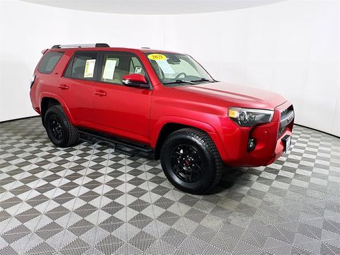 Used 2021 Toyota 4Runner SR5 Premium image 1