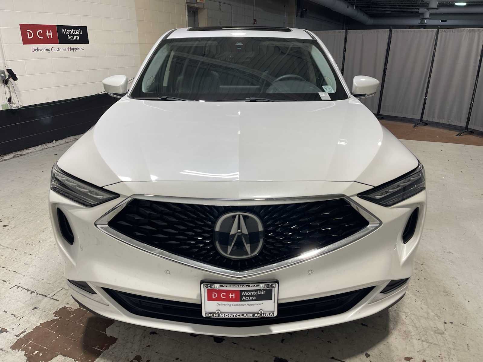 Used 2022 Acura MDX w/ Technology Package AWD/4WD image 6
