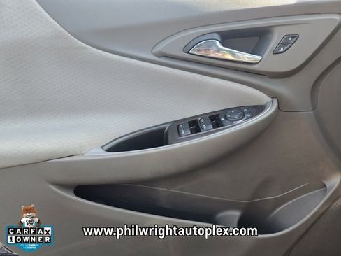 Used 2021 Chevrolet Malibu LS FWD image 28
