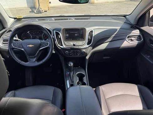 Used 2020 Chevrolet Equinox Premier w/ Premier Redline Edition AWD/4WD image 13