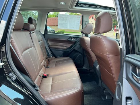 Used 2018 Subaru Forester 2.5i Touring w/ Popular Package #3B AWD/4WD image 26