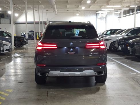 New 2026 BMW X5 xDrive50e w/ Premium Package image 7