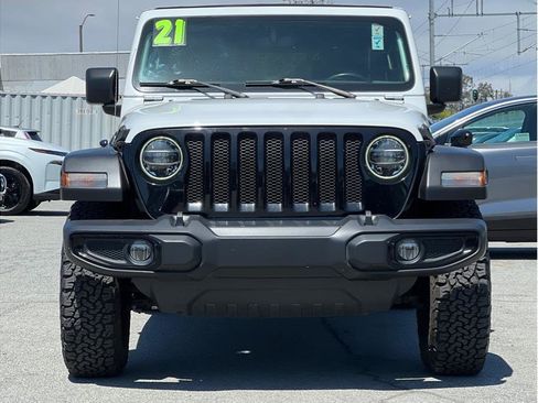 Used 2021 Jeep Wrangler Unlimited Sport AWD/4WD image 2