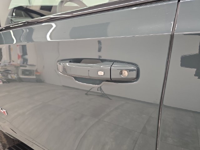 Used 2026 GMC Yukon AT4 w/ AT4 Premium Plus Package AWD/4WD image 27