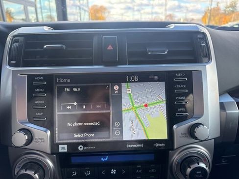 Used 2022 Toyota 4Runner Limited image 17