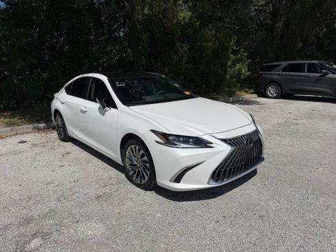 Used 2025 Lexus ES 350 Ultra Luxury w/ Accessory Package (Z1) FWD image 2