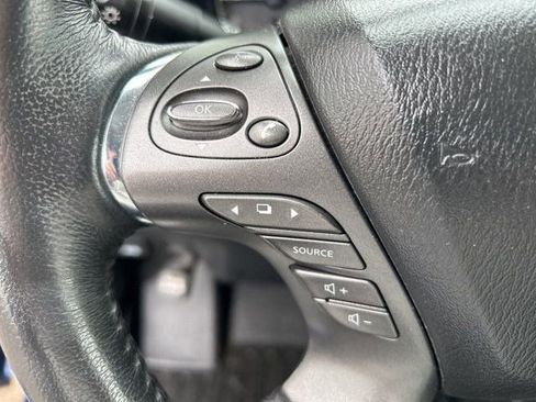 Used 2019 Nissan Murano SV image 17