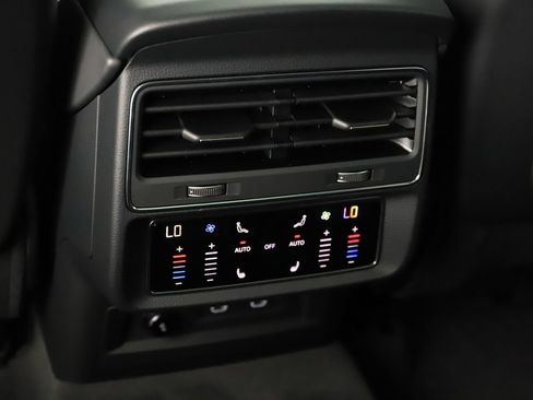 New 2026 Audi Q8 Premium Plus AWD/4WD image 19