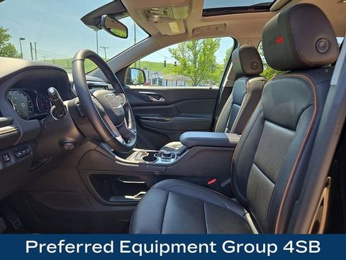 Used 2023 GMC Acadia AT4 w/ Technology Package AWD/4WD image 2