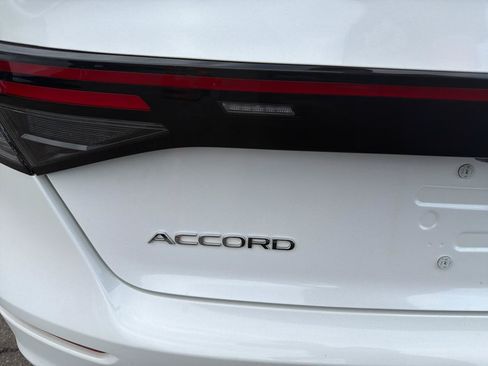 Used 2023 Honda Accord LX image 9