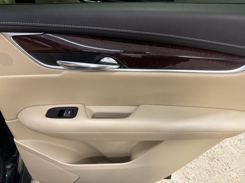 Used 2017 Cadillac XT5 Premium Luxury AWD/4WD image 25