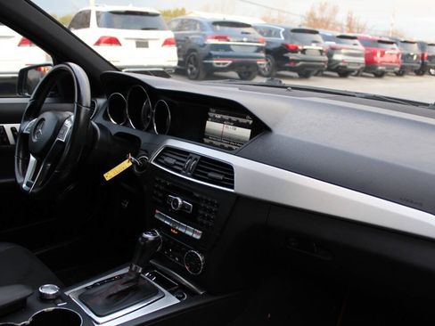 Used 2013 Mercedes-Benz C 300 4MATIC Sedan image 19