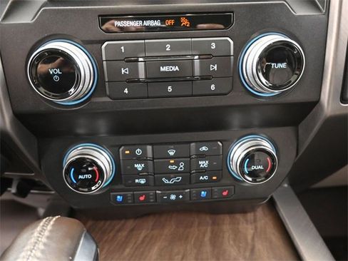 Used 2020 Ford F150 Limited w/ Trailer Tow Package image 3