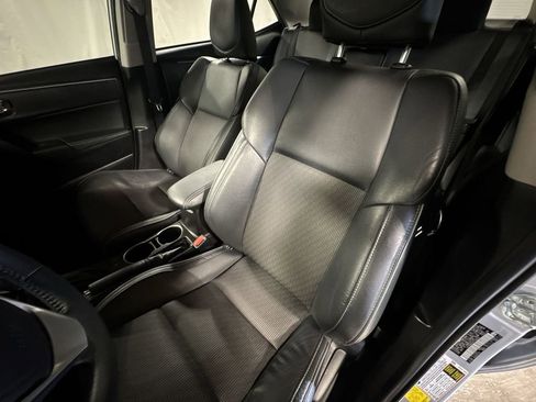 Used 2015 Toyota Corolla S image 18