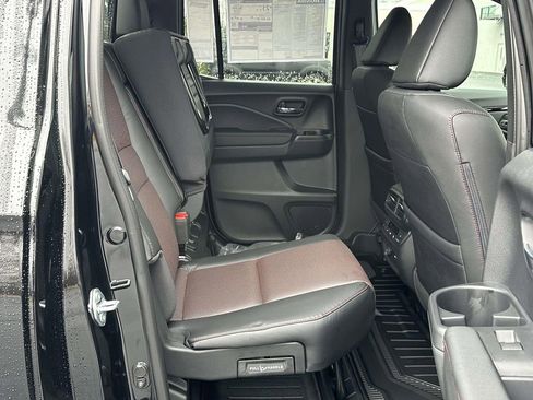 New 2026 Honda Ridgeline Black Edition image 7
