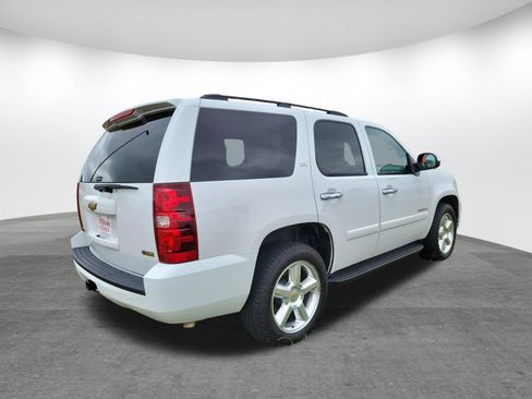 Used 2007 Chevrolet Tahoe LTZ w/ LTZ Preferred Equipment Group RWD image 7