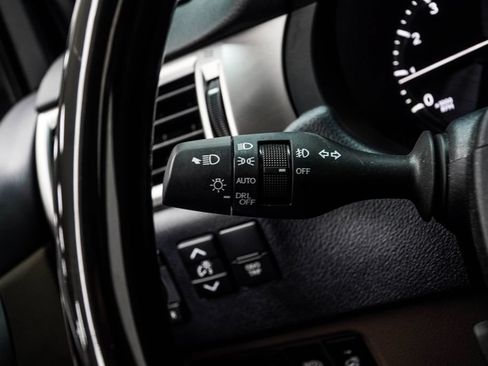 Used 2023 Lexus GX 460 Premium w/ Accessory Package AWD/4WD image 37
