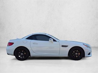 Used 2017 Mercedes-Benz SLC 300 video 4