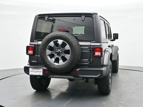 Used 2021 Jeep Wrangler Unlimited Sahara AWD/4WD image 6