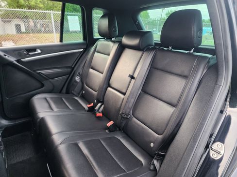 Used 2016 Volkswagen Tiguan R-Line FWD image 22