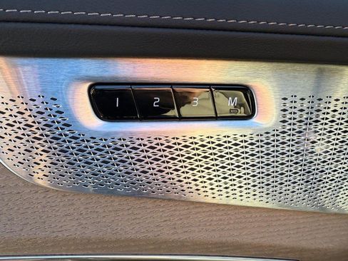 New 2026 Volvo XC90 B6 Ultra w/ Lounge Package image 11