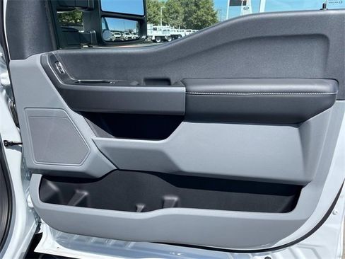New 2025 Ford F350 XLT image 22