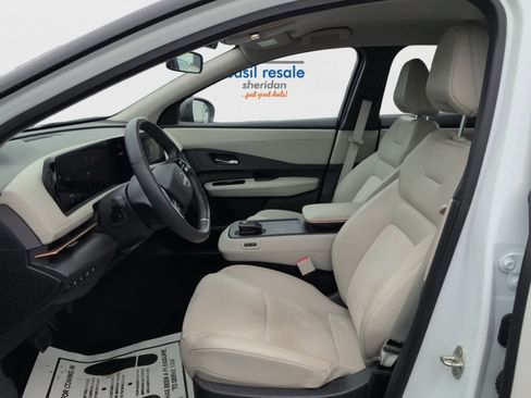 Used 2024 Nissan Ariya FWD image 11