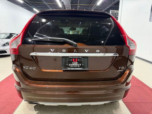 Used 2016 Volvo XC60 T5 Premier image 13