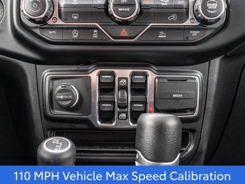 Used 2022 Jeep Gladiator Sport AWD/4WD image 27