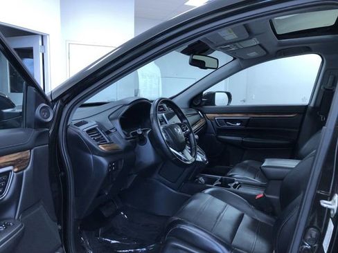 Used 2018 Honda CR-V Touring image 10