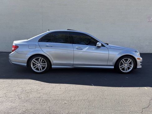 Used 2014 Mercedes-Benz C 250 Sedan image 5