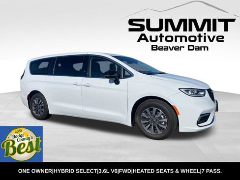 Used 2024 Chrysler Pacifica Limited FWD image 1