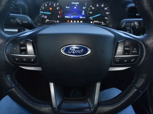 Used 2020 Ford Explorer XLT w/ Comfort Package image 20