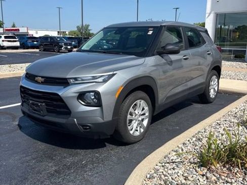 Used 2023 Chevrolet TrailBlazer LS FWD image 1