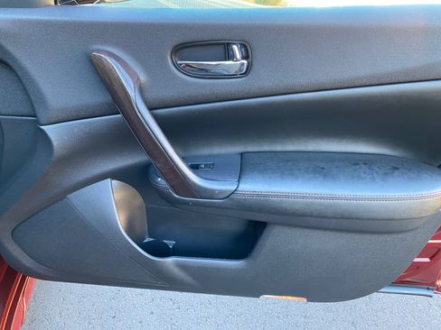 Used 2013 Nissan Maxima 3.5 SV w/ Premium Pkg image 40