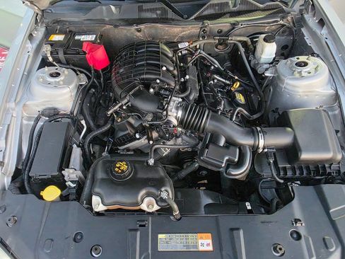 Used 2013 Ford Mustang Coupe image 49