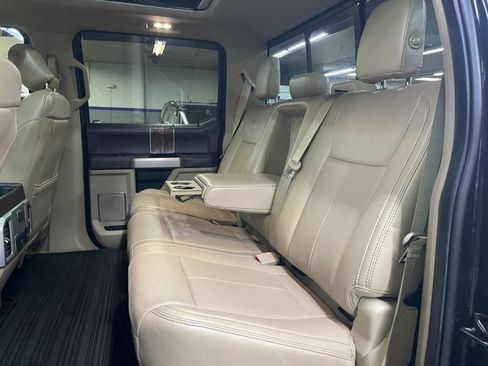 Certified 2018 Ford F150 Lariat image 18