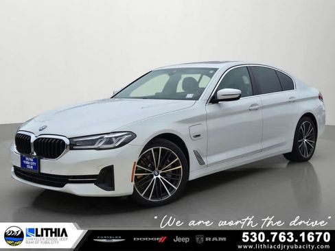 Used 2022 BMW 530e 530e w/ Premium Package image 1