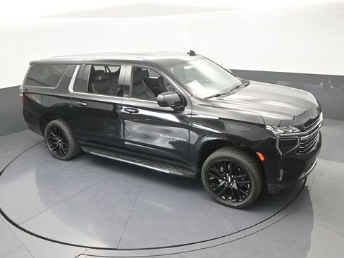 Used 2021 Chevrolet Suburban LT image 58