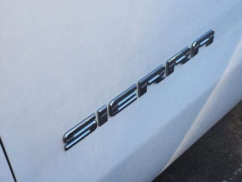 Used 2019 GMC Sierra 1500 Limited w/ Sierra Convenience Package image 10