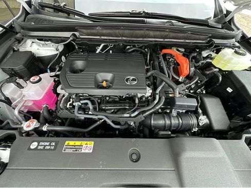 New 2026 Lexus RX 350h image 40