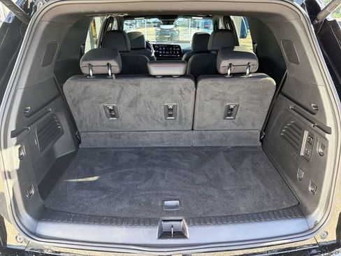 Used 2024 Chevrolet Traverse RS w/ LPO, Floor Liner Package AWD/4WD image 27