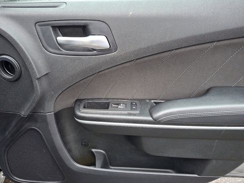 Used 2023 Dodge Charger SXT image 10