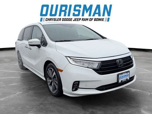 Used 2022 Honda Odyssey Touring image 1